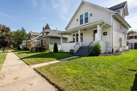 828 Wolcott, Saint Joseph, MI 49085
