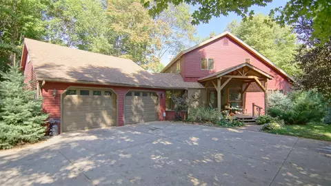 5835 Windy Acres, Berrien Springs, MI 49103