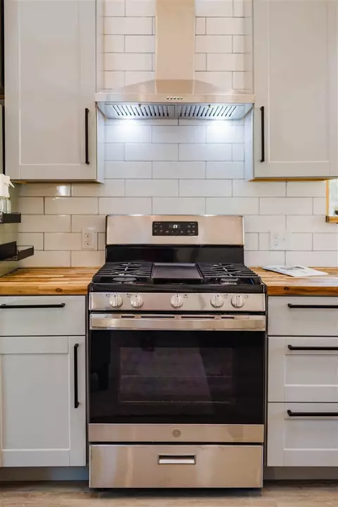 Kitchen - 151 153 Clark, Grant, MI 49327 photo 10 of 10