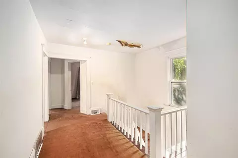 Entry Way - 819 N West, Jackson, MI 49202 photo 4 of 4