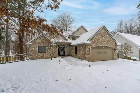 4752 Forest Crk, Kalamazoo, MI 49009
