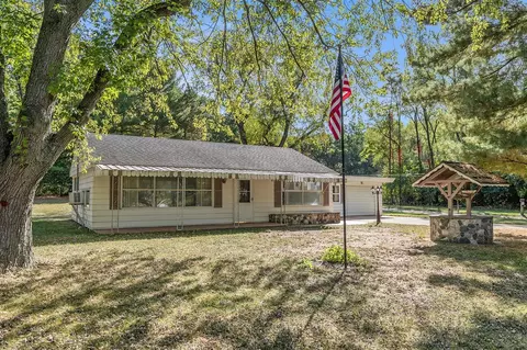 1951 S 14th, Niles, MI 49120