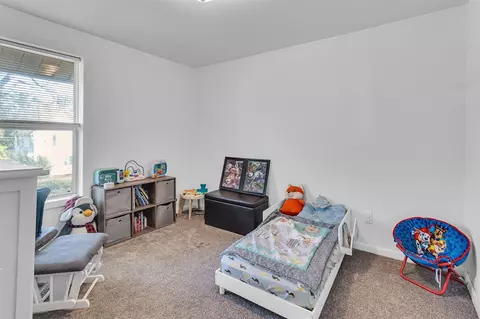 Bedroom - 141 Euclid Ave, Jackson, MI 49203 photo 3 of 5