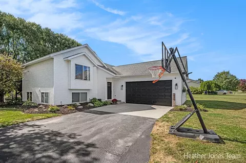 7436 High Timber, Greenville, MI 48838