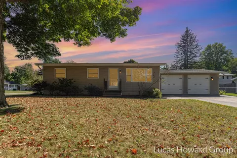 127 Circle, Marshall, MI 49068