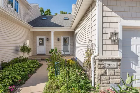 2052 Liberty Hts, Ann Arbor, MI 48103