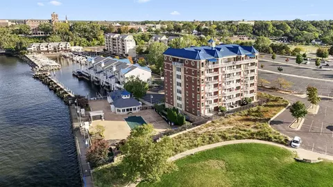 200 Lake #3C, Saint Joseph, MI 49085
