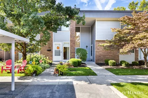 2441 Kingbridge #86, Grand Rapids, MI 49546