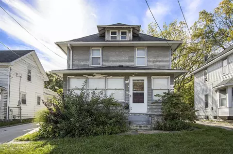 1121 Douglas, Kalamazoo, MI 49007