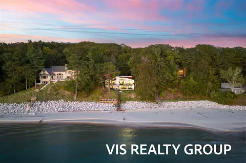 18185 N Shore Ests, Spring Lake, MI 49456