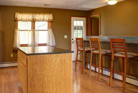 Kitchen - 6588 Wells, Jackson, MI 49201 photo 4 of 4