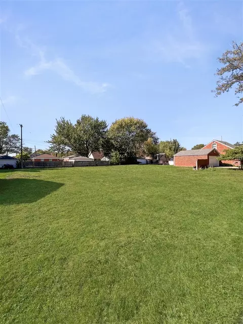 28107 Ursuline, Saint Clair Shores, MI 48081