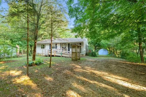 Exterior - 9129 E De, Richland, MI 49083 photo 4 of 7