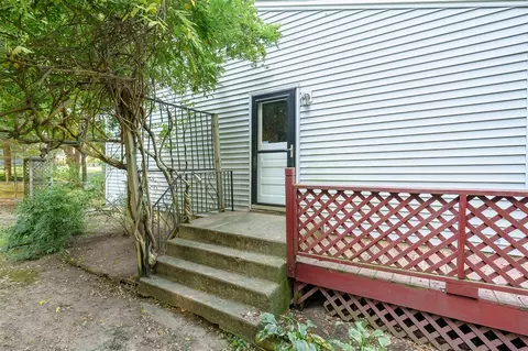 Exterior - 9129 E De, Richland, MI 49083 photo 5 of 7