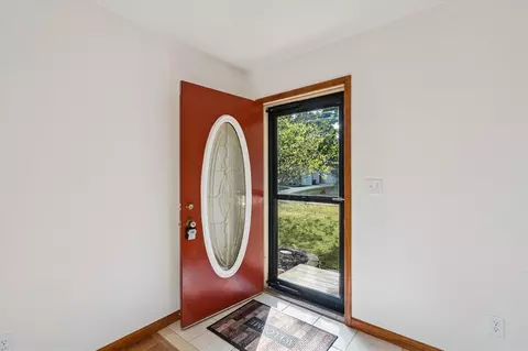 Entry Way - 540 Cosmopolitan, Marshall, MI 49068 photo 1 of 1