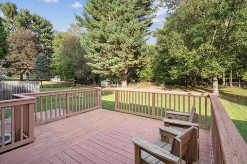 Exterior - 540 Cosmopolitan, Marshall, MI 49068 photo 5 of 10