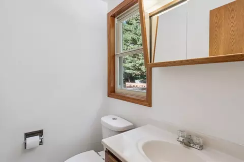 Bath - 540 Cosmopolitan, Marshall, MI 49068 photo 1 of 2