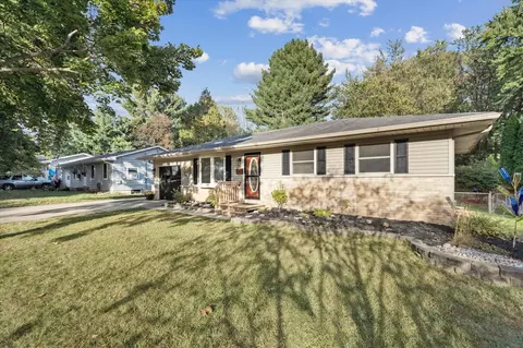Exterior - 540 Cosmopolitan, Marshall, MI 49068 photo 2 of 10