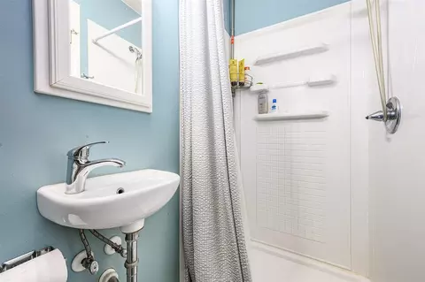 Bath - 314 W Jackson, Bellevue, MI 49021 photo 3 of 3