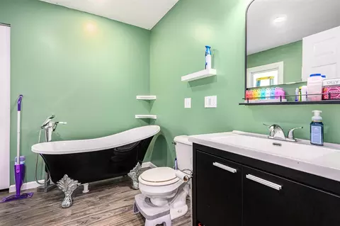 Bath - 314 W Jackson, Bellevue, MI 49021 photo 1 of 3