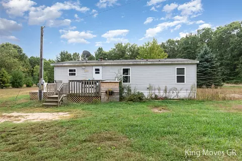 Exterior - 2456 Dane, Gowen, MI 49326 photo 4 of 6