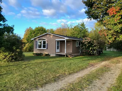 5289 S Schwass, Scottville, MI 49454