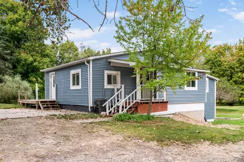 2826 Woods, Ionia, MI 48846