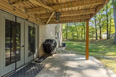 Exterior - 2298 138th, Dorr, MI 49323 photo 5 of 14