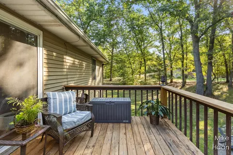 Exterior - 2298 138th, Dorr, MI 49323 photo 4 of 14