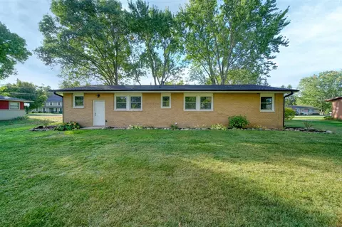 Exterior - 392 Richard, Spring Arbor, MI 49283 photo 6 of 9
