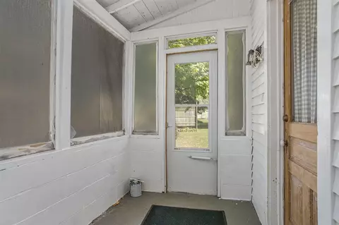Exterior - 633 Buchanan, Mendon, MI 49072 photo 1 of 4