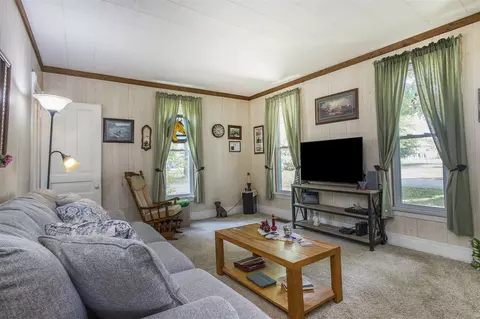Living - 633 Buchanan, Mendon, MI 49072 photo 1 of 2