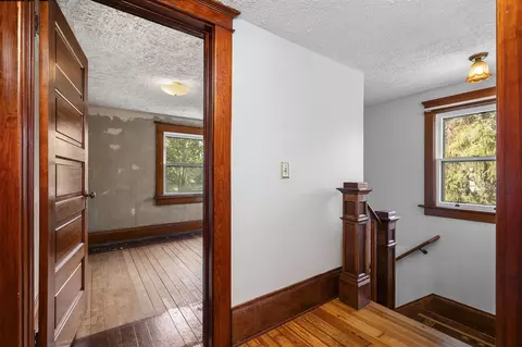 Entry Way - 223 N Main, Munith, MI 49259 photo 8 of 9