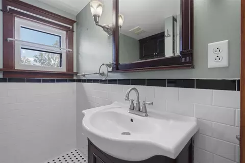 Bath - 223 N Main, Munith, MI 49259 photo 2 of 3