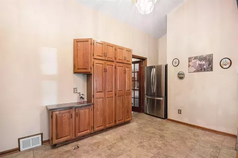 Kitchen - 521 Spring, Lowell, MI 49331 photo 1 of 2