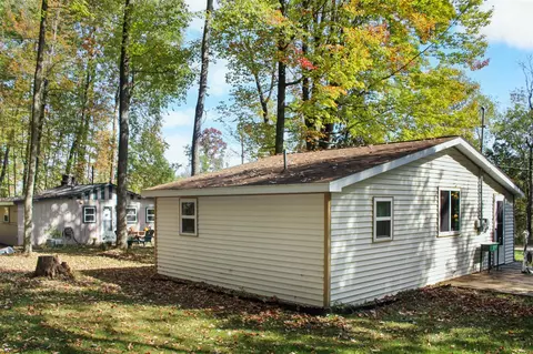 1129 Crestview, Harrison, MI 48625 photo 15