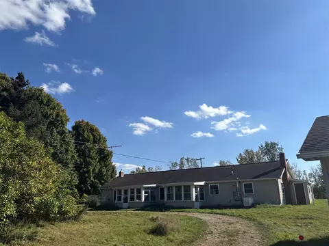 8220 Grossman, Manchester, MI 48158