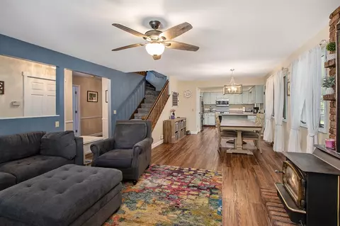 Entry Way - 12167 Southgate, Plainwell, MI 49080 photo 1 of 3