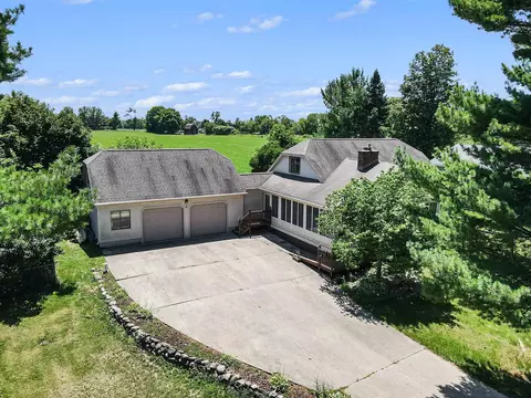 Exterior - 12167 Southgate, Plainwell, MI 49080 photo 4 of 9