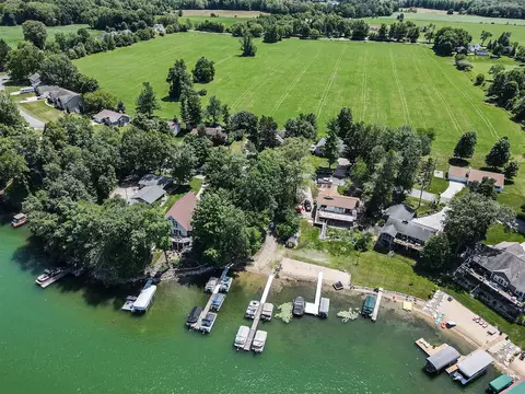 View/Area - 12167 Southgate, Plainwell, MI 49080 photo 2 of 6