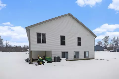 217 Corwin Mdws, Lawrence, MI 49064 photo 20