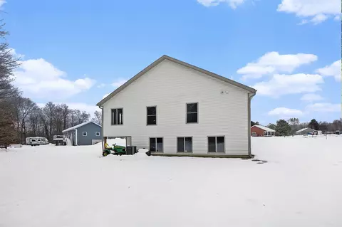 217 Corwin Mdws, Lawrence, MI 49064 photo 21