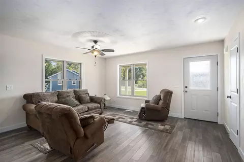 217 Corwin Mdws, Lawrence, MI 49064 photo 3