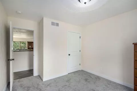 217 Corwin Mdws, Lawrence, MI 49064 photo 15