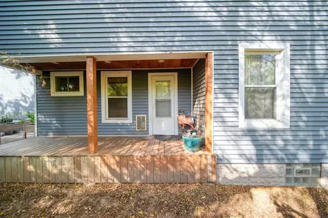 Exterior - 335 Wall, Jackson, MI 49203 photo 8 of 18