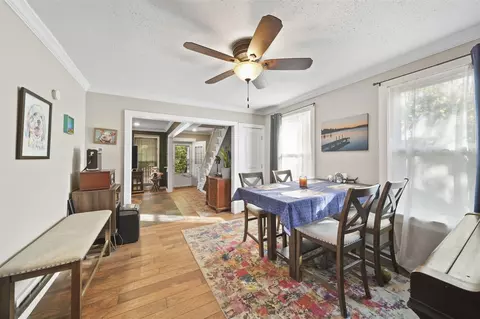Dining - 335 Wall, Jackson, MI 49203 photo 2 of 2