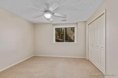 Bedroom - 5162 Hawk Holw, Bath, MI 48808 photo 5 of 5