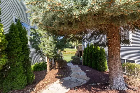 Exterior - 5162 Hawk Holw, Bath, MI 48808 photo 12 of 15