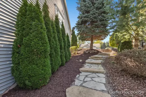 Exterior - 5162 Hawk Holw, Bath, MI 48808 photo 11 of 15