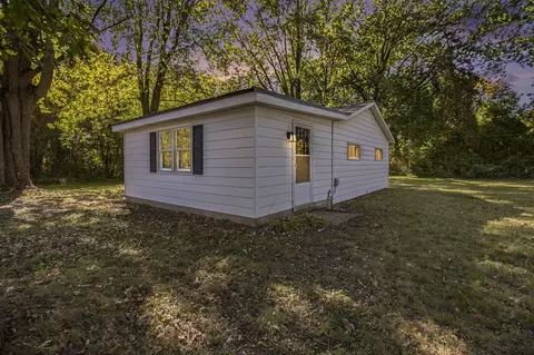 890 S Senator, Crystal, MI 48818